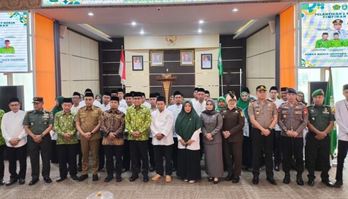 Danyon B Pelopor Satuan Brimob Polda Sulsel Hadiri Pelantikan dan Rapat Kerja Pimpinan Daerah DMI Kota Parepare
