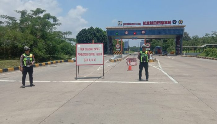 Mulai 13 Maret, Truk Sumbu Tiga Dilarang Melintas di Batang: Catat Jadwal dan Lokasinya!
