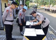 Kapolres Kepulauan Seribu Pimpin Upacara Sertijab Kasat Polairud dan Kasat Intelkam