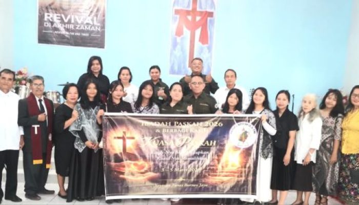 Semangat “Dayak Memberkati”, Yayasan Tunas Borneo Jaya Bagikan Ribuan Paket Sembako di Jumat Agung