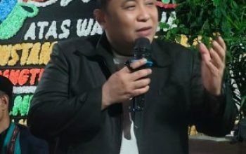 Tokoh Nasional PERADMI Berikan Ceramah Takziah di Rumah Duka Almarhum Mustamin Dg. Bombong