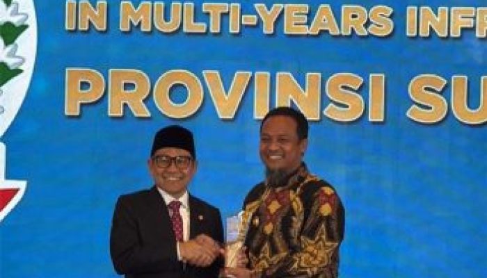 Gubernur Sulsel Terima Penghargaan Nasional, Bukti Nyata Keberhasilan Program Infrastruktur Multiyears
