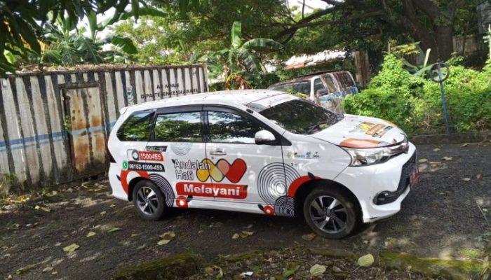 Jawab Kebutuhan Nakes, Gubernur Sulsel Serahkan Mobil Layanan Kesehatan untuk Warga Rongkong