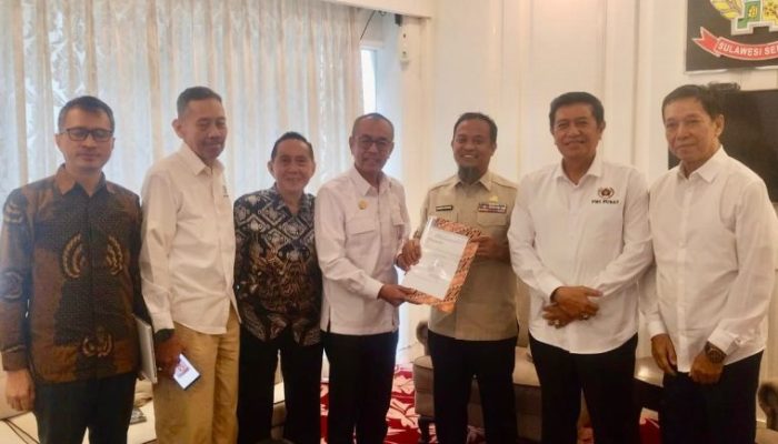 Gubernur Andi Sudirman: Calon Ketua PWI Sulsel Harus Tak Terikat Partai Politik