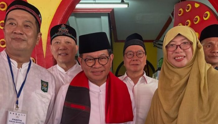 Gubernur DKI Hadiri Halalbihalal Komunitas Muslim Tionghoa dan Milad Yayasan Haji Karim Oei ke 35