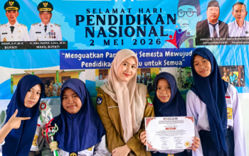 SMPN Satap 6 Motui Juara 1 Tebak Kata Matematika Nasional di PAMER XlX UHO 2026