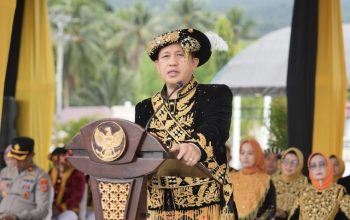 Pesan Menyentuh Bupati Morowali di Hardiknas: Hormati dan Hargai Jasa Guru
