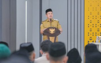 Pesan Bupati Iksan ke Jemaah Haji: Utamakan Kebersamaan di Tanah Suci