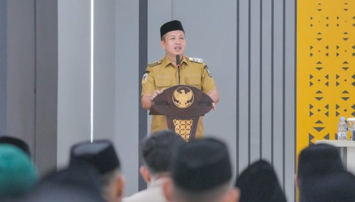 Pesan Bupati Iksan ke Jemaah Haji: Utamakan Kebersamaan di Tanah Suci