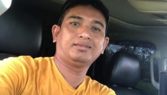 Tokoh Pemuda Berutallasa Ikhlas Perbaiki Jalan Rusak Parah, Jadi Contoh Kepedulian untuk Desa