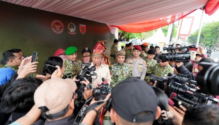 Sulsel Jadi Provinsi Pertama Bentuk Komcad ASN, Wamenhan: Langkah Gubernur Andi Sudirman Patut Diapresiasi