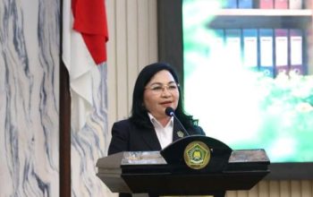 Simposium Guru Besar Teologi Kristen dan Peresmian Forum Dewan Guru Besar Teologi Kristen Indonesia (FDGBTKI) 