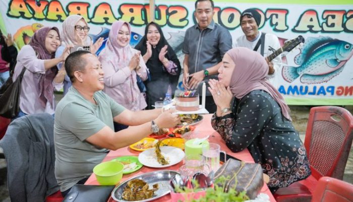 Tanpa Kemewahan, Bupati Morowali Pilih Rayakan Ulang Tahun Istri Secara Sederhana