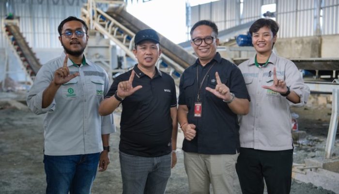 IMIP Dukung Inovasi Pengolahan Sampah Bupati Morowali di Bahodopi