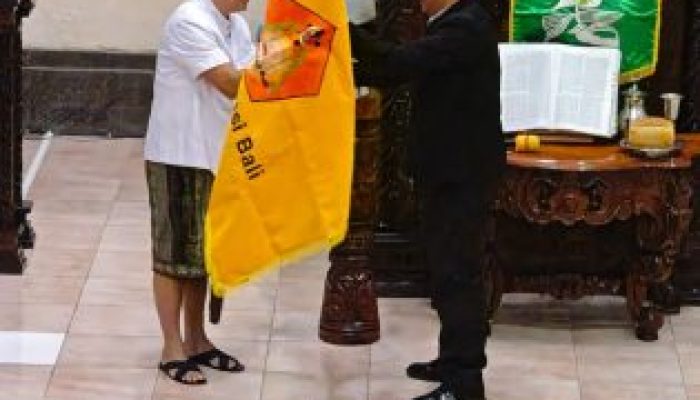 Kontingen PESPARAWI Provinsi Bali Gelar Malam  Doa  Pengutusan dan Penyerahann Bendera  Kontingen  Menuju PESPARAWI NASIONAL XIV di Manokwari 