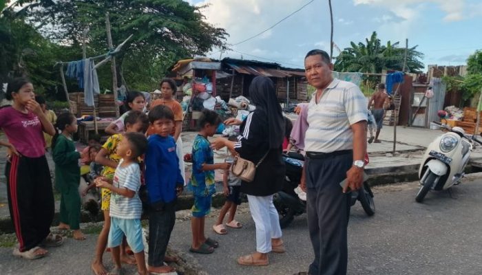 PWDPI Kepri Santuni Anak Yatim Piatu di Sungai Lakam Barat