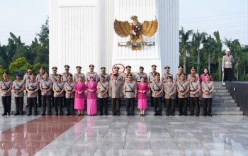 Menghormati Jasa, Melanjutkan Pengabdian: Wakapolri Pimpin Ziarah Nasional Menjelang Hari Bhayangkara ke-80