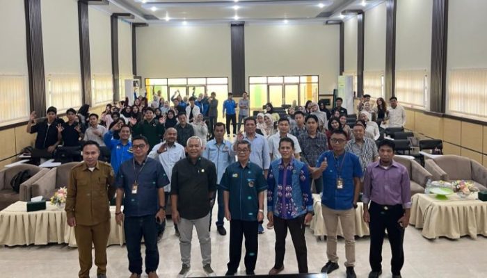 Hadir Sebagai Dosen Tamu di Kuliah Umum, Sudarmanto Saeka Latih Mahasiswa Public Speaking