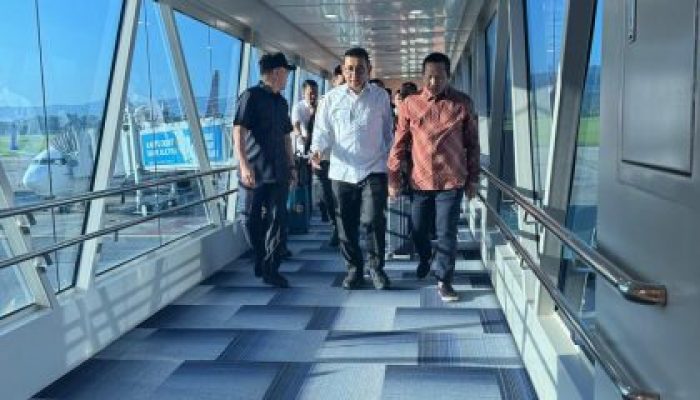 Bupati Morowali Bersama Gubernur Sultra Sambut Menteri Kebudayaan Fadli Zon