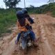 Jalan Menuju Desa Landau Rantau Hancur Lebur! Warga Silat Hulu Menangis Merasa Dianaktirikan Pembangunan