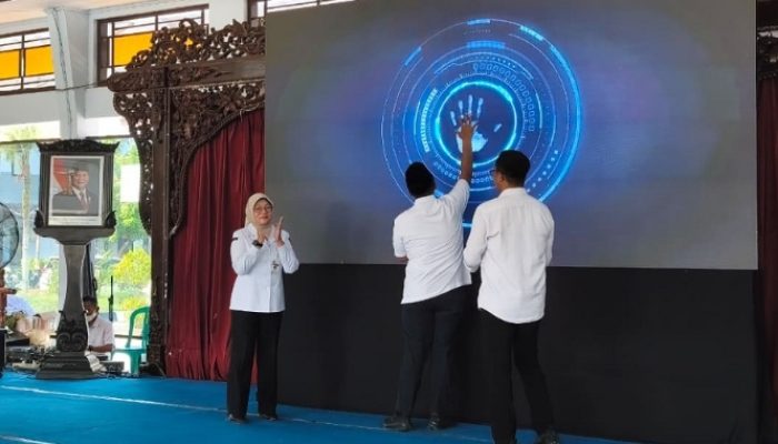 Bupati Batang Resmi Luncurkan Aplikasi Batang InvesTA guna Pangkas Birokrasi dan Dorong Investasi