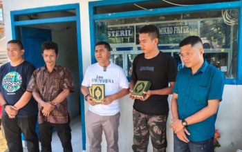 GP Ansor Tidore Bergerak Perkuat Pendidikan Al-Qur’an, Senator Hasby Yusuf Serahkan 80 Mushaf untuk TPQ