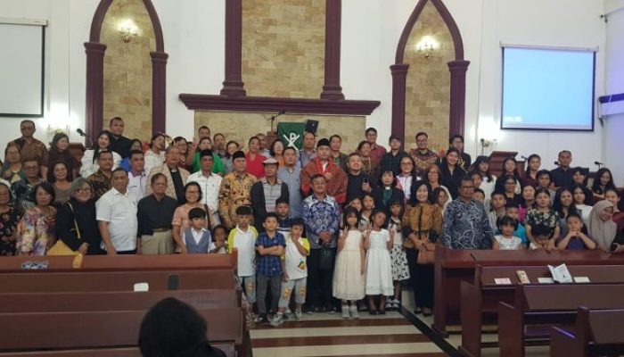 Stafsus Menag Gugun Gumilar Datangi Chapel USU, Minta Ibadah Jalan Terus Damai Dulu Baru Renovasi