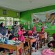 Sukseskan Program MBG, Babinsa Kelurahan Parangbanoa Koramil 1409-05/Pallangga Turun Langsung Pendampingan di Sekolah