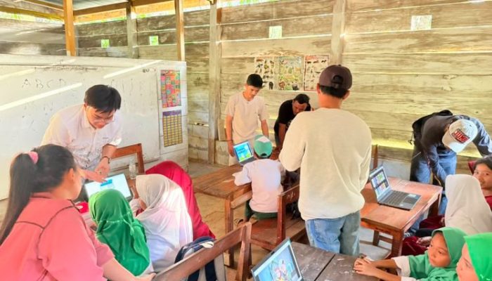 BINUS University Hadirkan PusGita, Perpustakaan Digital Offline untuk Sekolah Pelosok Sulawesi Selatan