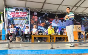 Ratusan Peserta Meriahkan Jalan Santai IKA SMP 1 Turikale Maros