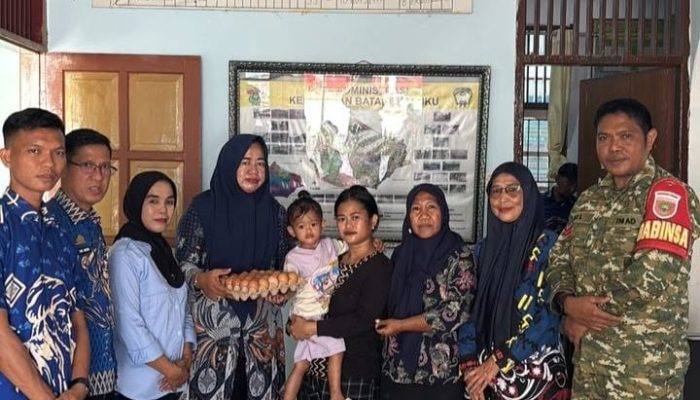 Babinsa Desa Pallangga Pantau Distribusi Makan Bergizi Gratis di Sekolah sekolah   