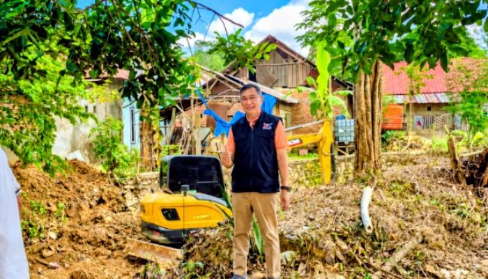 Hasbulan, Anggota DPRD Kota Kendari Normalisasi Kali Labibia Pakai Dana Pribadi