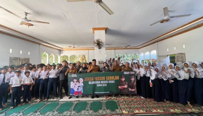 Kejari Gowa Sosialisasi Pencegahan Perundungan Dan Kekerasan di SMP Negeri 2 Pallangga