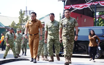 HUT TNI Ke-81 di Gowa Diwarnai Bakti Kesehatan dan Bazar Murah