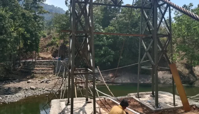 Jembatan Gantung Perintis di Gowa Siap Rampung, Kolaborasi TNI dan Rakyat Buahkan Hasil Manis