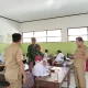 Babinsa Kawal Ketat Pendistribusian Makanan Bergizi Gratis di Gowa