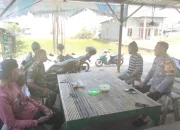 Sinergi Babinsa dan Bhabinkamtibmas Komsos Bersama Warga Bahas Kewaspadaan Musim Kemarau