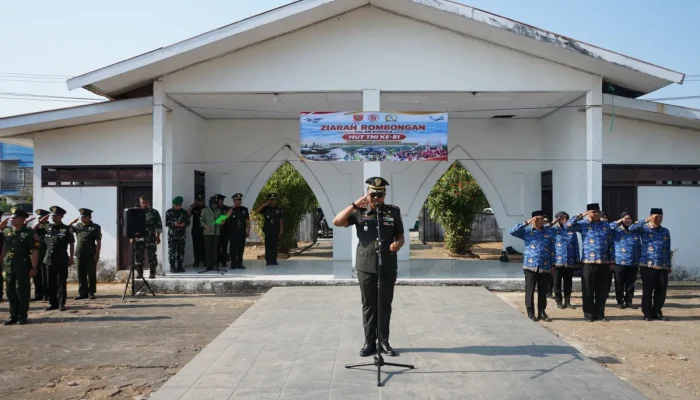 Dandim 1409/Gowa, pimpin Ziarah ke Taman Makam Pahlawan (TMP Romang Lompoa) dalam rangka Peringati HUT TNI ke-81   