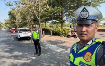 Polisi Hadir di Jam Sibuk, Satlantas Gowa Atur Lalu Lintas