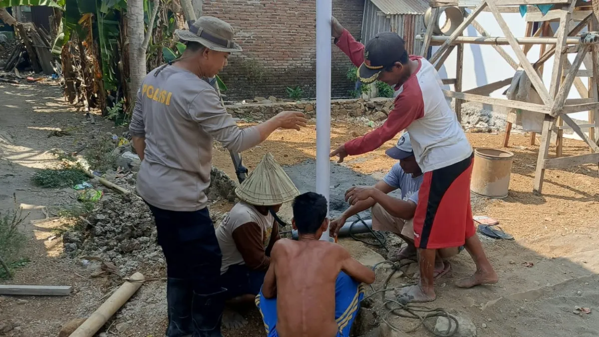 Hadirkan Solusi Air Bersih, Satgas TMMD Ke-130 Buat Sumur Bor di Desa Kalebarembeng