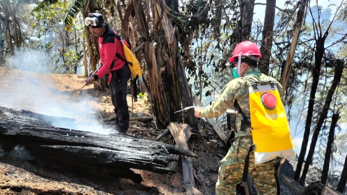 Aksi Cepat Gabungan TNI-Polri dan Manggala Agni Padamkan Kebakaran Lahan di Pattapang Tinggimoncong