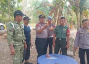 Provost Kodim Gowa dibantu warga amankan Granat Tangan di Desa Pannyangkalang  
