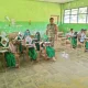 Kawal Program Pemerintah, Babinsa Koramil 08/Bontonompo Dampingi Penyaluran Makan Bergizi Gratis di SD Inpres Borong Kanang