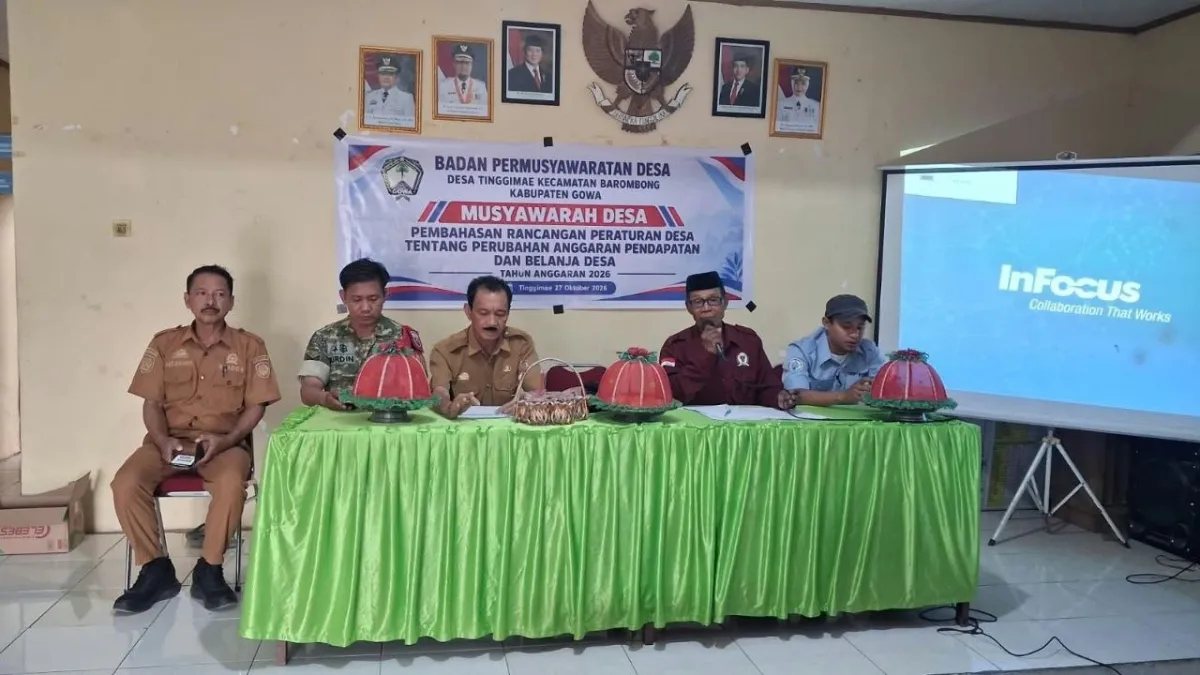 Hadiri Musyawarah Desa, Babinsa Tinggimae Dukung Transparansi Pengelolaan Keuangan Desa