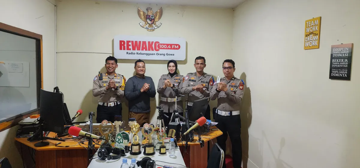 Gaungkan Keselamatan Berlalu Lintas Lewat Radio, Polresta Gowa Sosialisasikan Delapan Sasaran Operasi Patuh Pallawa 2026