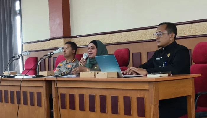 Pemkab Batang Gelontorkan Tim Terpadu Perlinsos Digital Penerima Bansos