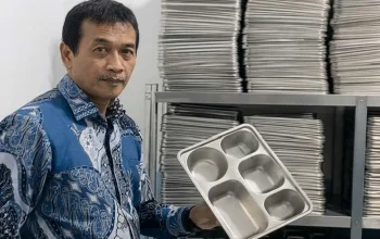 Ketua Satgas Percepatan MBG Batang Suyono waktu mengusulkan, Sampel Menu Harian Dikirim ke Puskesmas