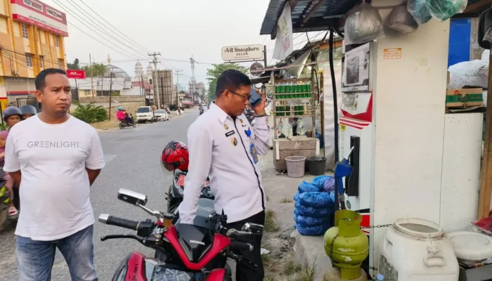 Pastikan Stabilitas Harga Elpiji 3 Kg, Lurah Mandonga bersama Penggerak HAM Turun Lapangan Sisir Pangkalan hingga Kios