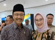 Gus Ipul Bersama dengan Panitia KONAS XVI IAKMI (MC) Sisi Nur Asiah