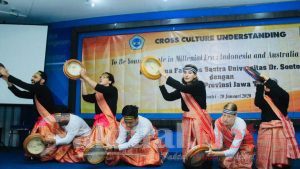 Mahasiswa Australia Belajar Filosofi Budaya Jawa bersama Fakultas Sastra Unitomo